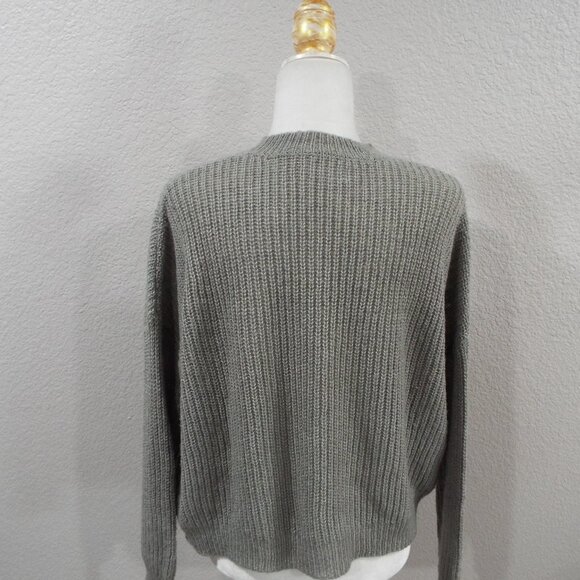 Oak + Fort Women's Gray Cable Knit Oversized Sweater Classic Comfort Size Medium - Picture 6 of 9